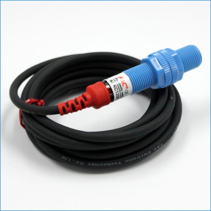 224V PNP 3 Wires M12 Capacitive Proximity Sensor 5mm Sensing