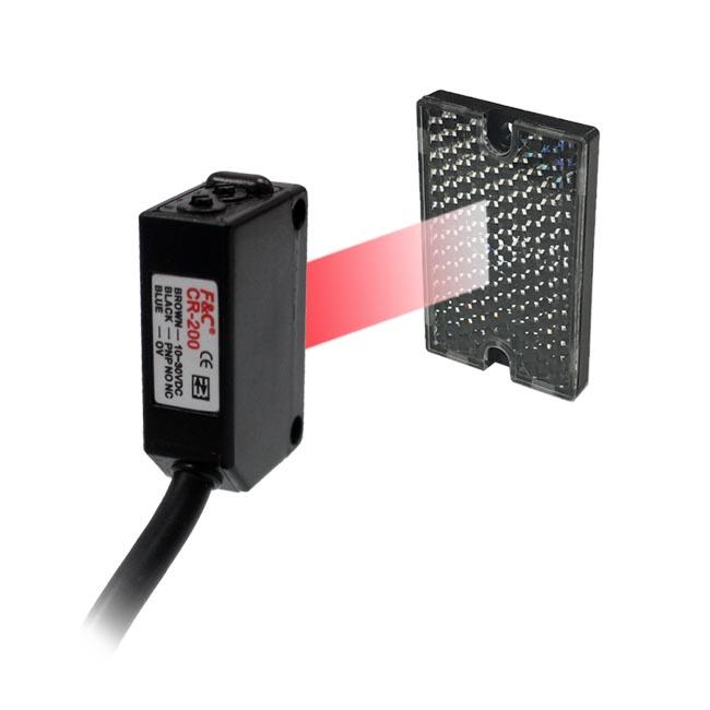 Saklar Sensor Fotoelektrik Refleksi Retro Persegi PNP Tipe 2M Sensing