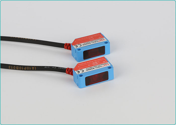 40cm Diffuse Rectangular Photoelectric Switch NPN PNP DC 24V