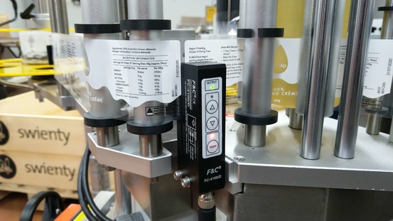 Transparan Non-Transparan Label Sensing Capacitive Sensor Adhesive Label 24VDC