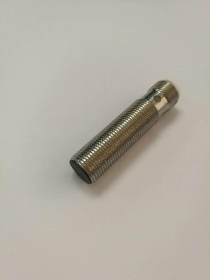12V Dc Flush M12 Plug Jenis Kedekatan Beralih Sensor Induktif 2mm atau 4mm