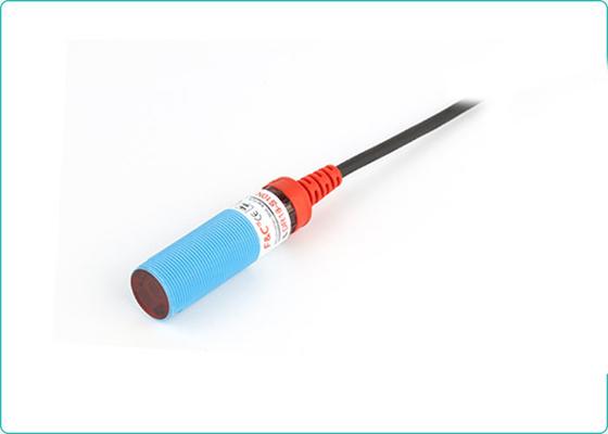PNP NO 10cm Sensing Cylindrcial Photoelectric Sensor 3-kawat Optical Switches